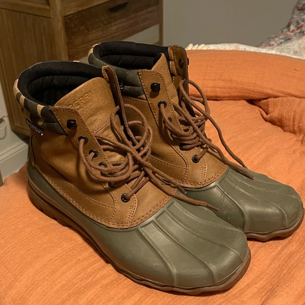 Sperry Duck Boots size 10.5